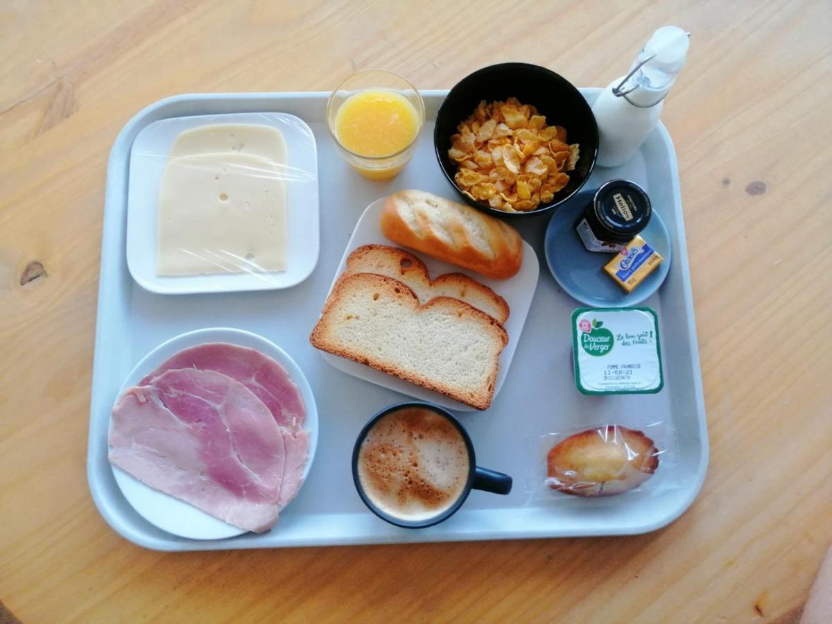 Paris Par Trains, Area, Studios Avec Salle De Bain Et Kitchenette Privees, Ou, Chambres Avec Salles Bain Et Cuisines Communes Persan Eksteriør bilde